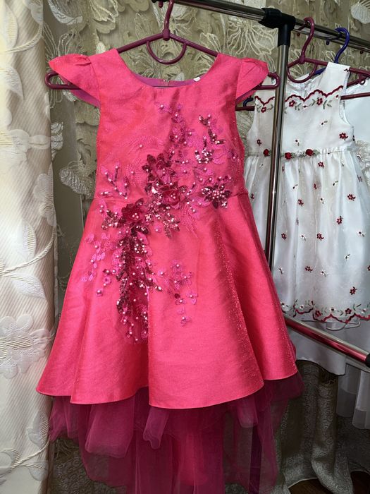 Дитяче святкове плаття