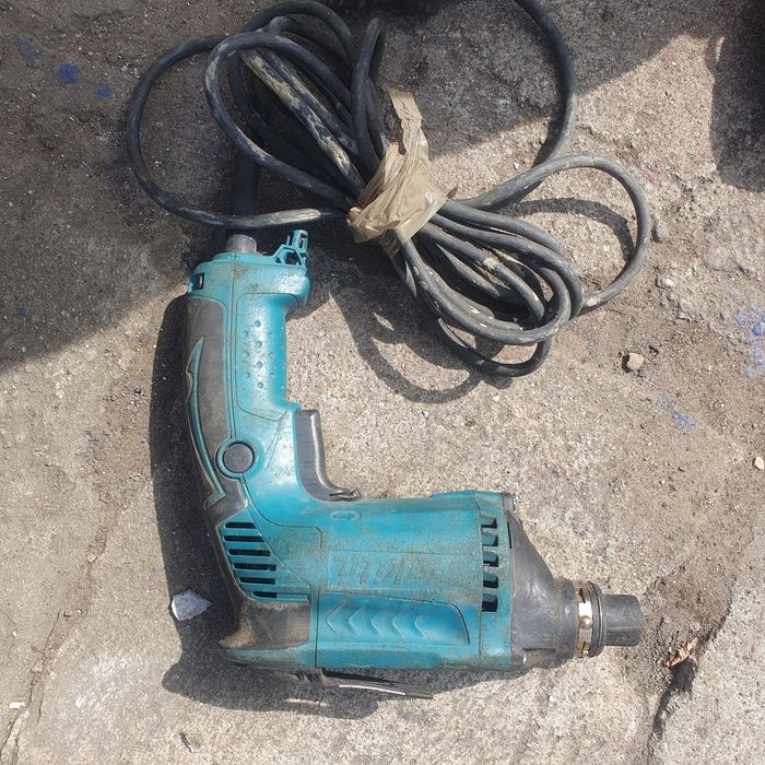 Wkrętarka do regipsòw Makita fs4000