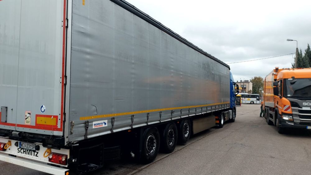Naczepa Schmitz firanka standard