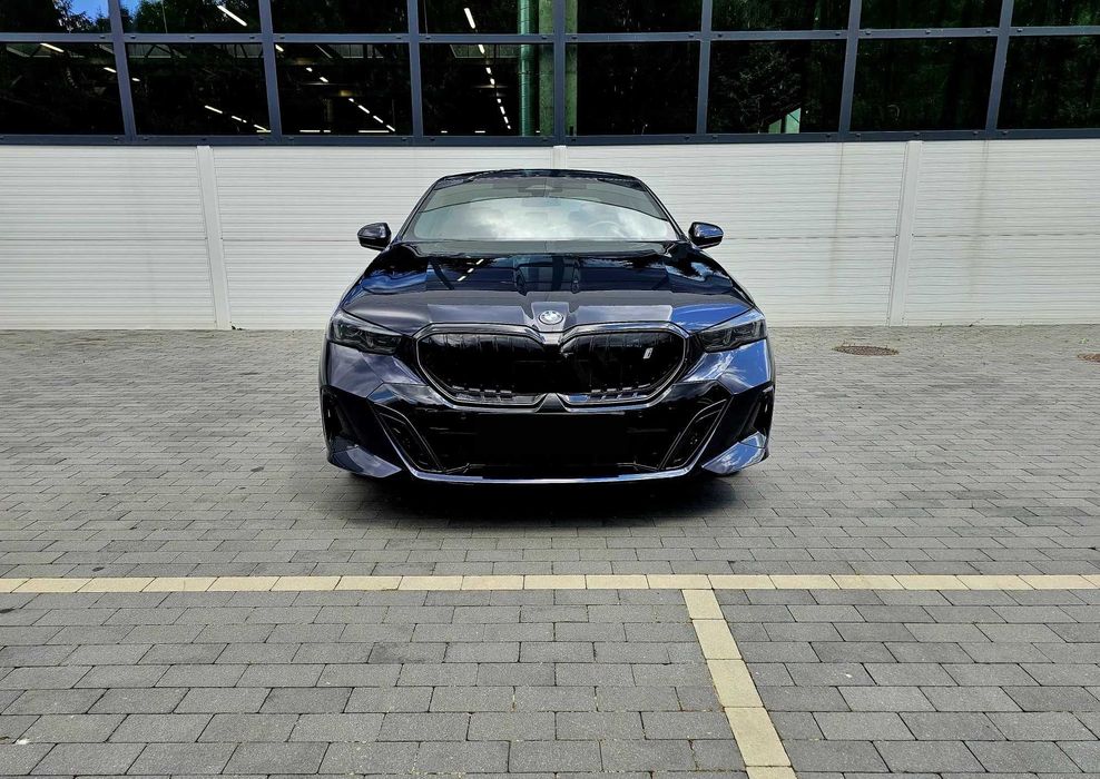 2025 BMW i5 83.9kWh eDrive40 M Sport