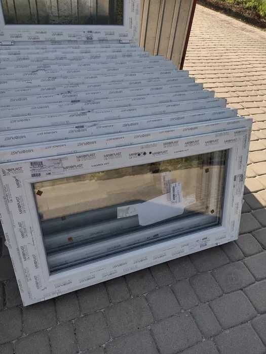 Sprzedam okno nowe  wys. 60 x 100 uchylne   . BARDZO  TANIO