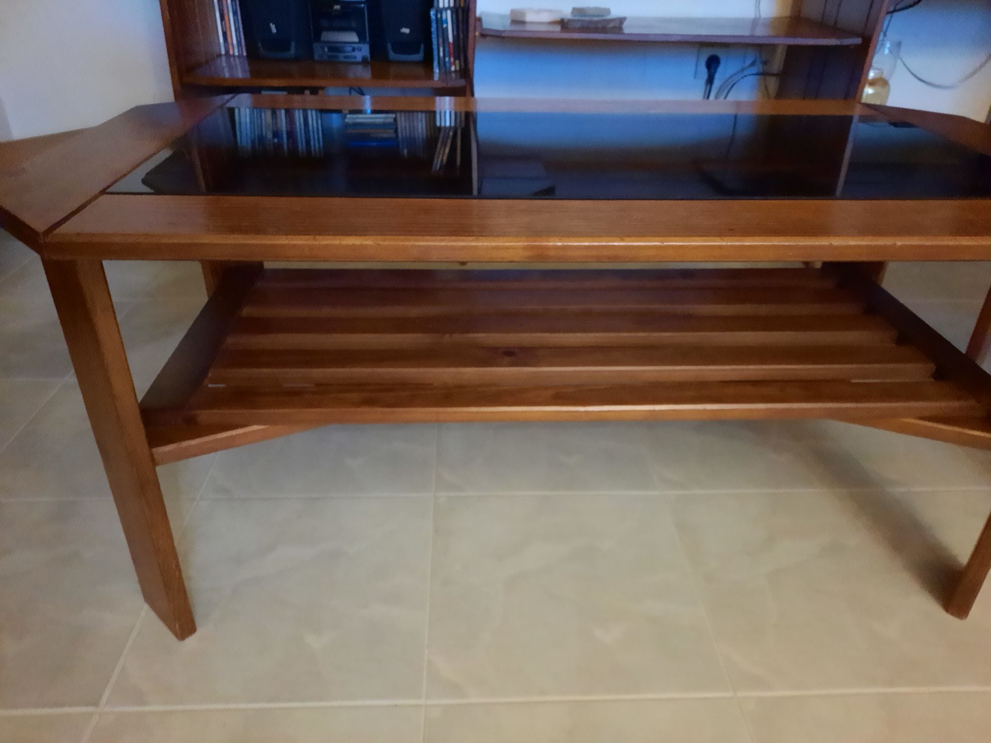 Mesa de apoio da Cerne