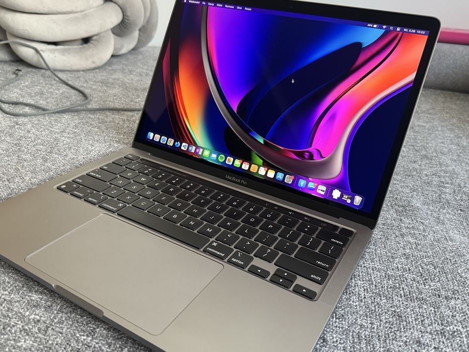 MacBook Pro 13” M2 / Touch Bar /8GB/256GB / Space Grey - Stan Jak Nowy