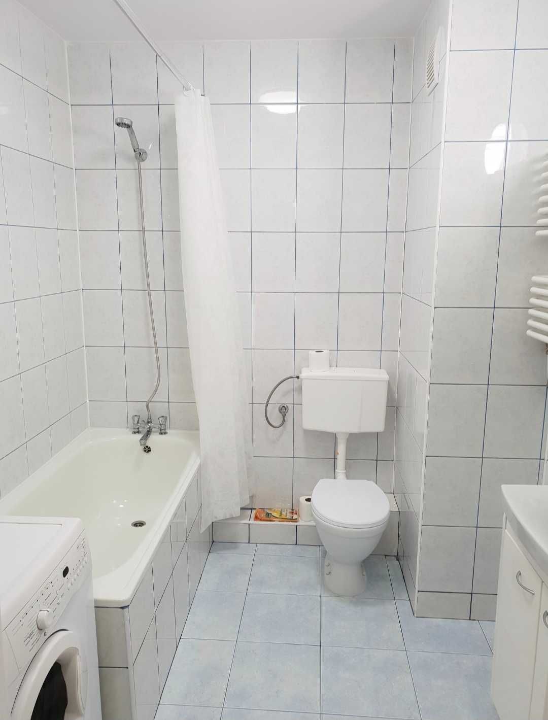 Duża przestronna kawalerka M2 35m plus balkon