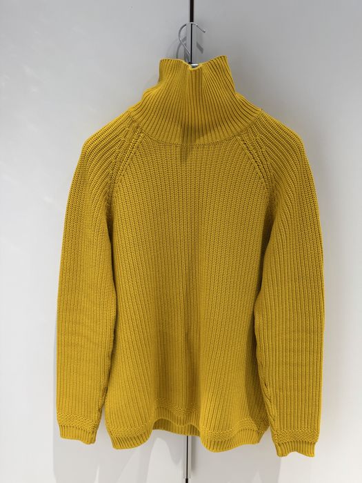 Светр  від  ZARA