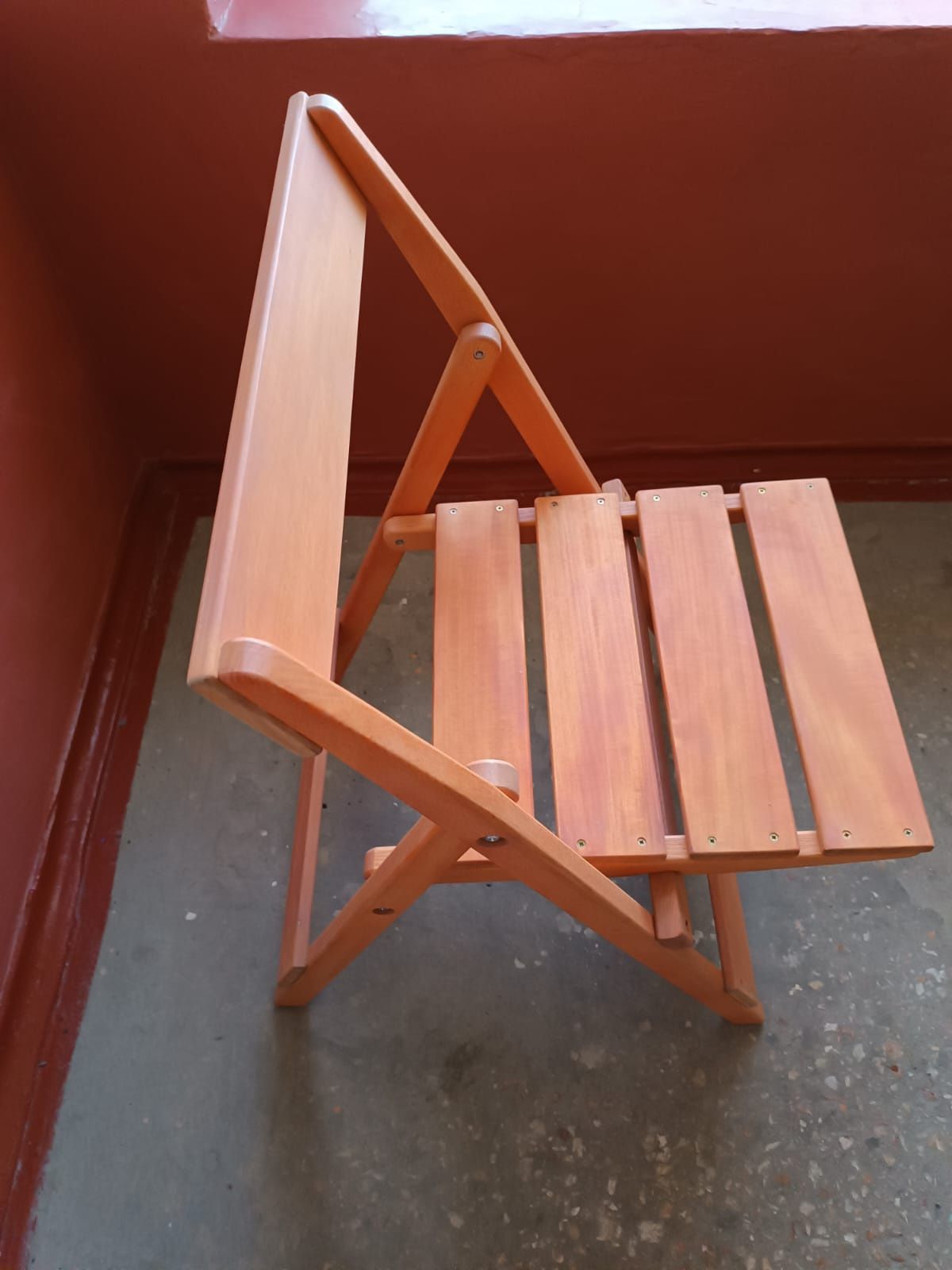Продам дерев'яні стільці