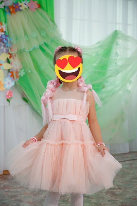 Святкова,лагідна сукня