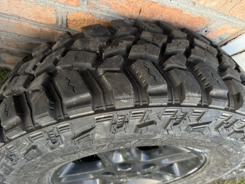 Колеса для бездоріжжя на Jeep Grand Cherokee