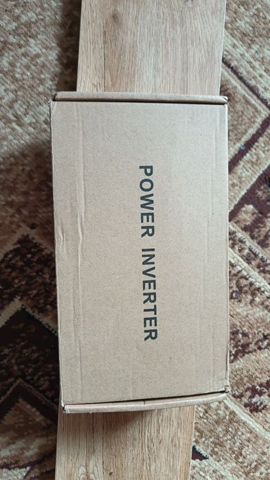 Інвертор з розеткою та USB Lvyuan F-2000A  2000 W 12-220