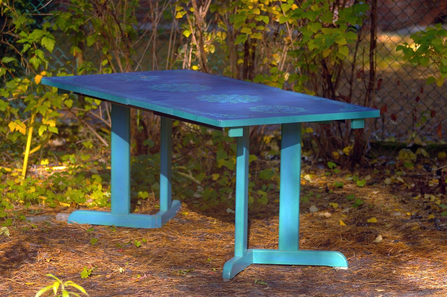 Stół rozkładany ręcznie malowany