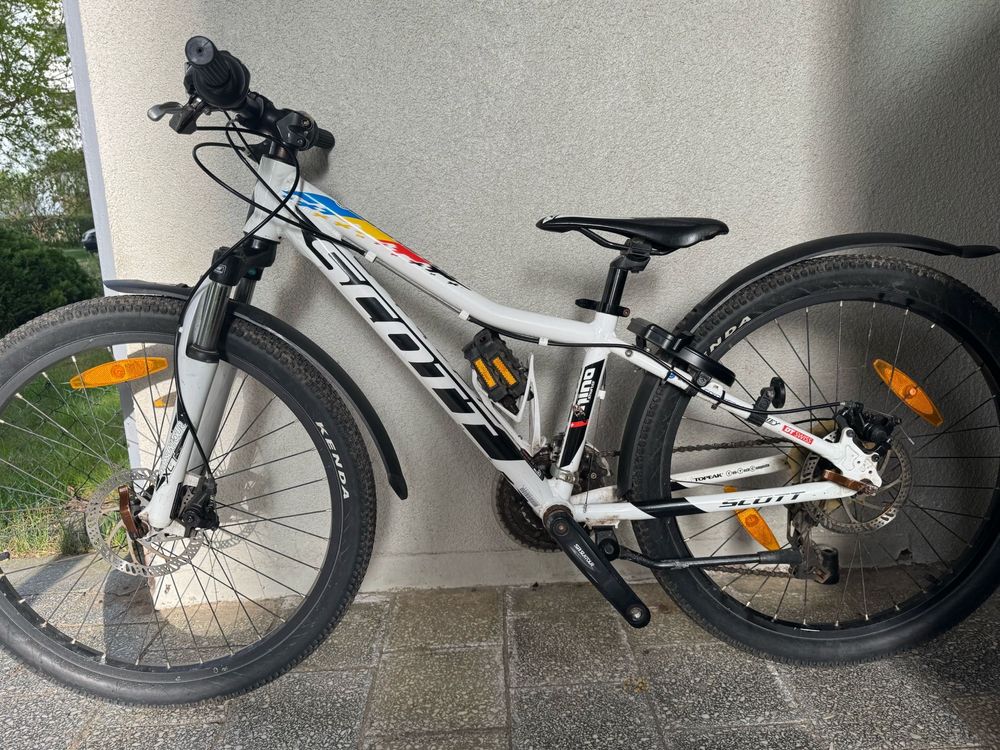 Scott Scale 24 Jr