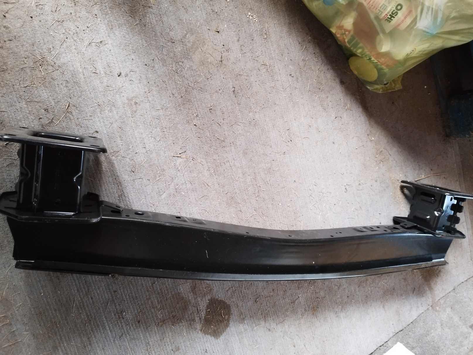 Wzmocnienie pasa przedniego Ford Transit  CONNECT 02-13 nowe