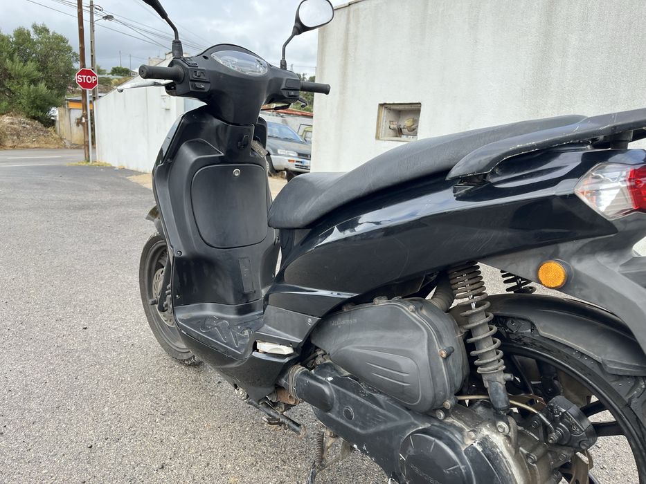 Scooter Peugeot Twitter 125 evo 2019