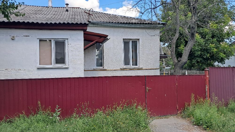 Продаж частини будинку центр міста Малин