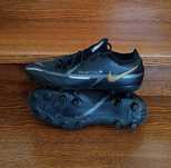 Korki Piłkarskie Profesjonalne Bośnia Nike Phantom GT2 Elite Pro r. 39