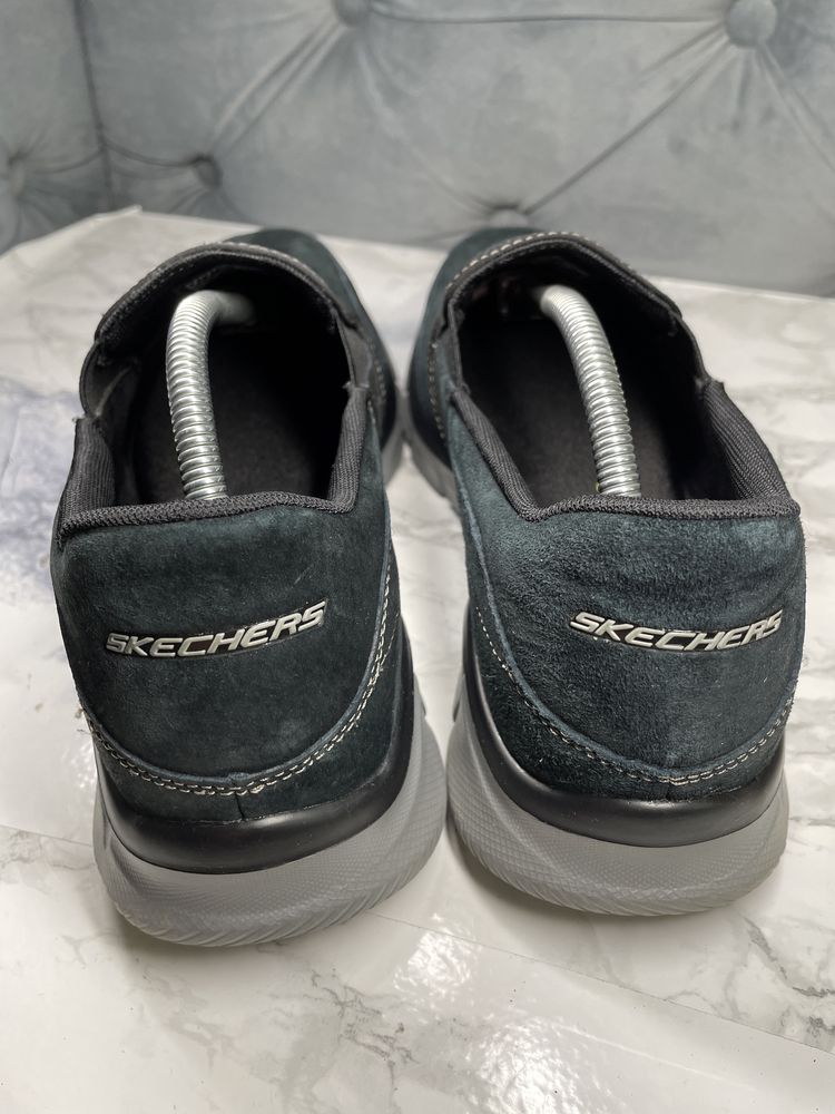 Сліпони Skechers