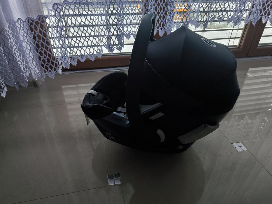 Fotelik samochodowy cybex Aton 5 z bazą ISOFIX
