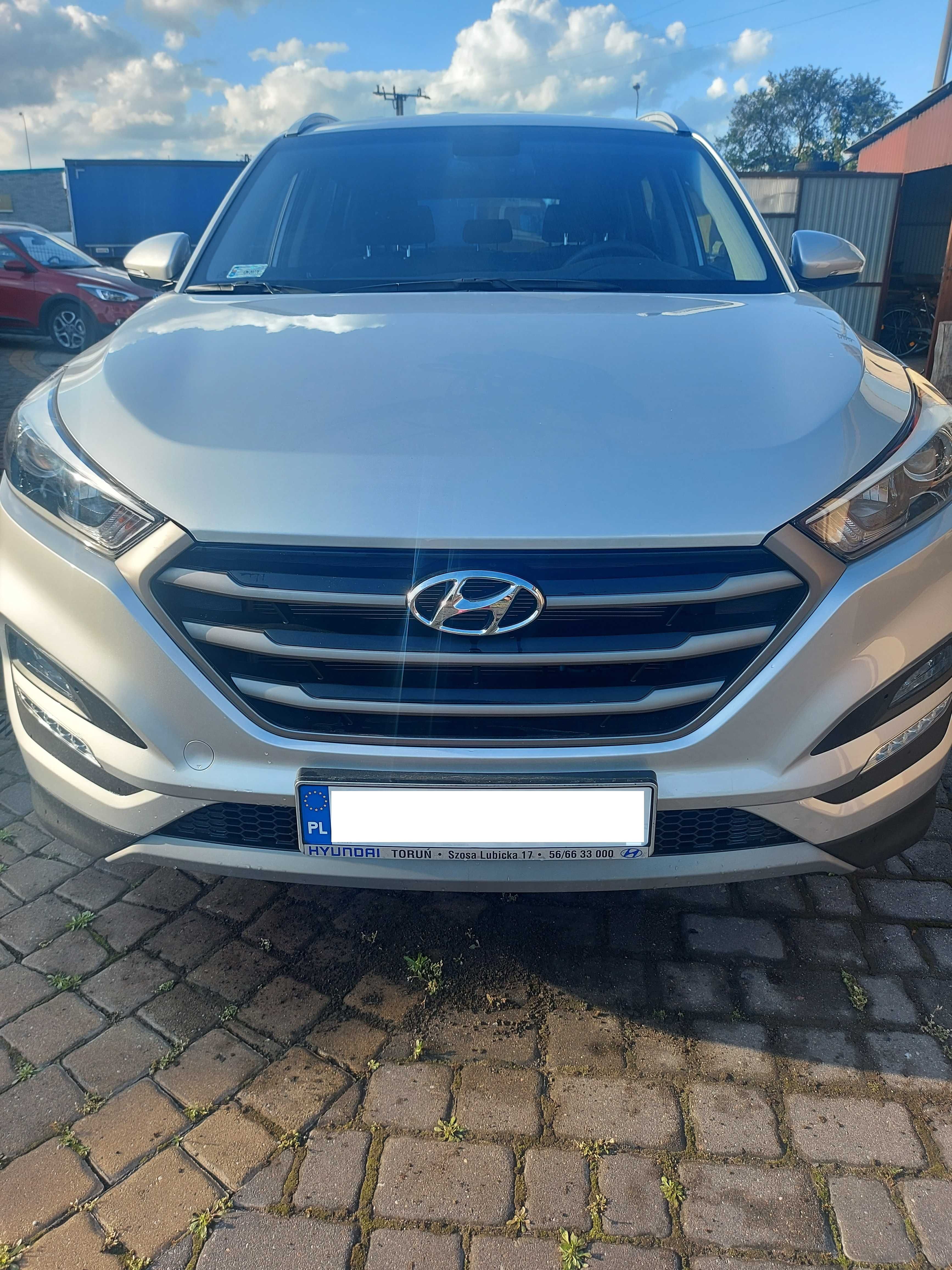 sprzedam samochód SUV HYUNDAI TUCSON 2017 stan idealny