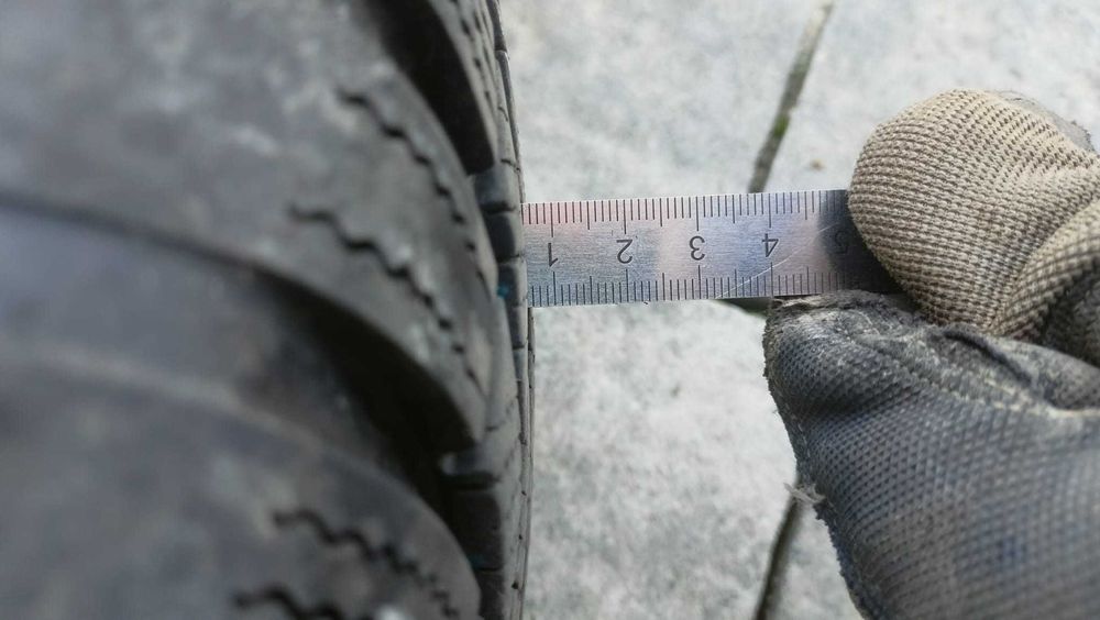 Komplet kół zimowych Falken/Toyo 175/65 R15 4x100