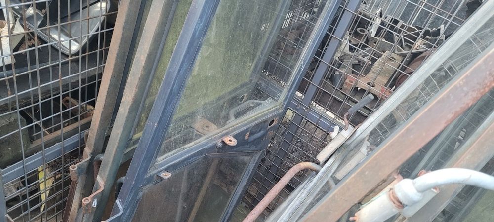 Drzwi do kabiny zetor 12145, 16145, 8011, 8111