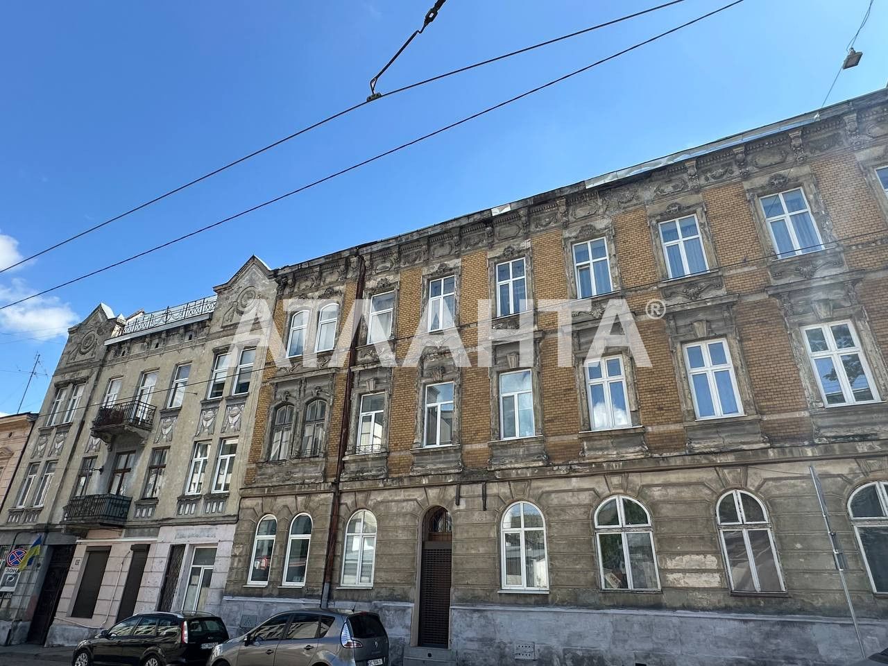 Терміново 2-кім кв, ЦЕНТР,  вул. Замарстинівська, 55.3м2 + Підвал