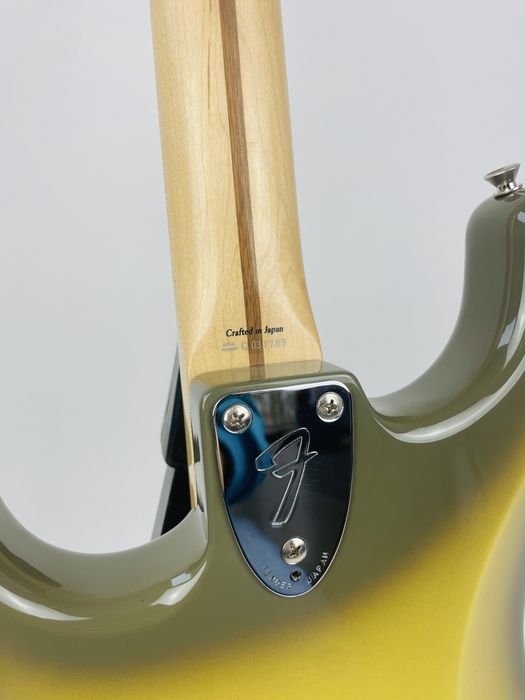 Fender Antiqua 70’s Stratocaster Made in Japan 2003. 1 z 400