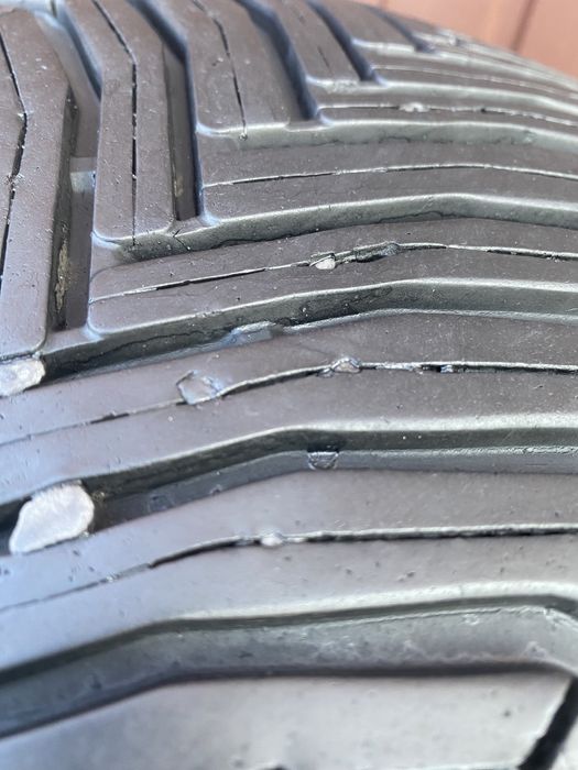 Opona 235/50r19 Michelin Cross Climate SUV