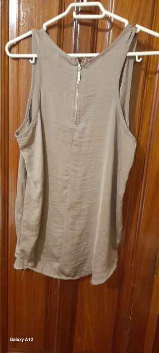 Camisola sem mangas