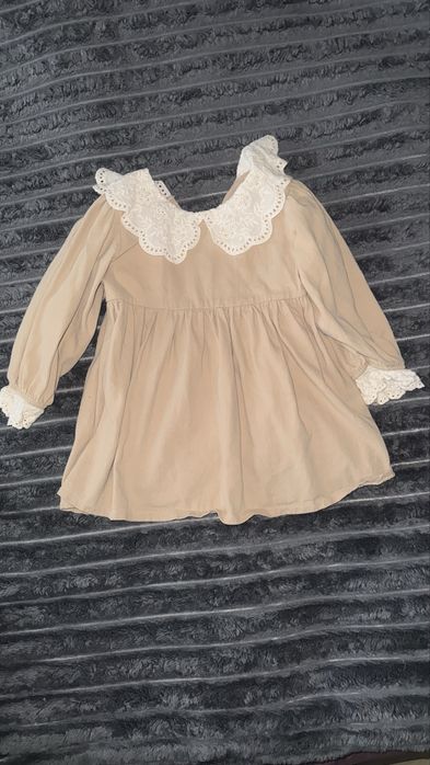 Сукня для дівчинки