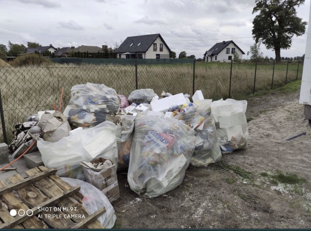 WYWOZ mebli.,Tani Każdych Śmieci,Gruzu,Kontenery,Opróżnianie mieszkań.