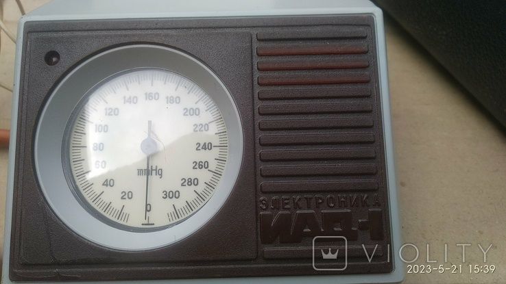 Измеритель артериального давления ИАД-1 "Электроника", СССР.тонометр