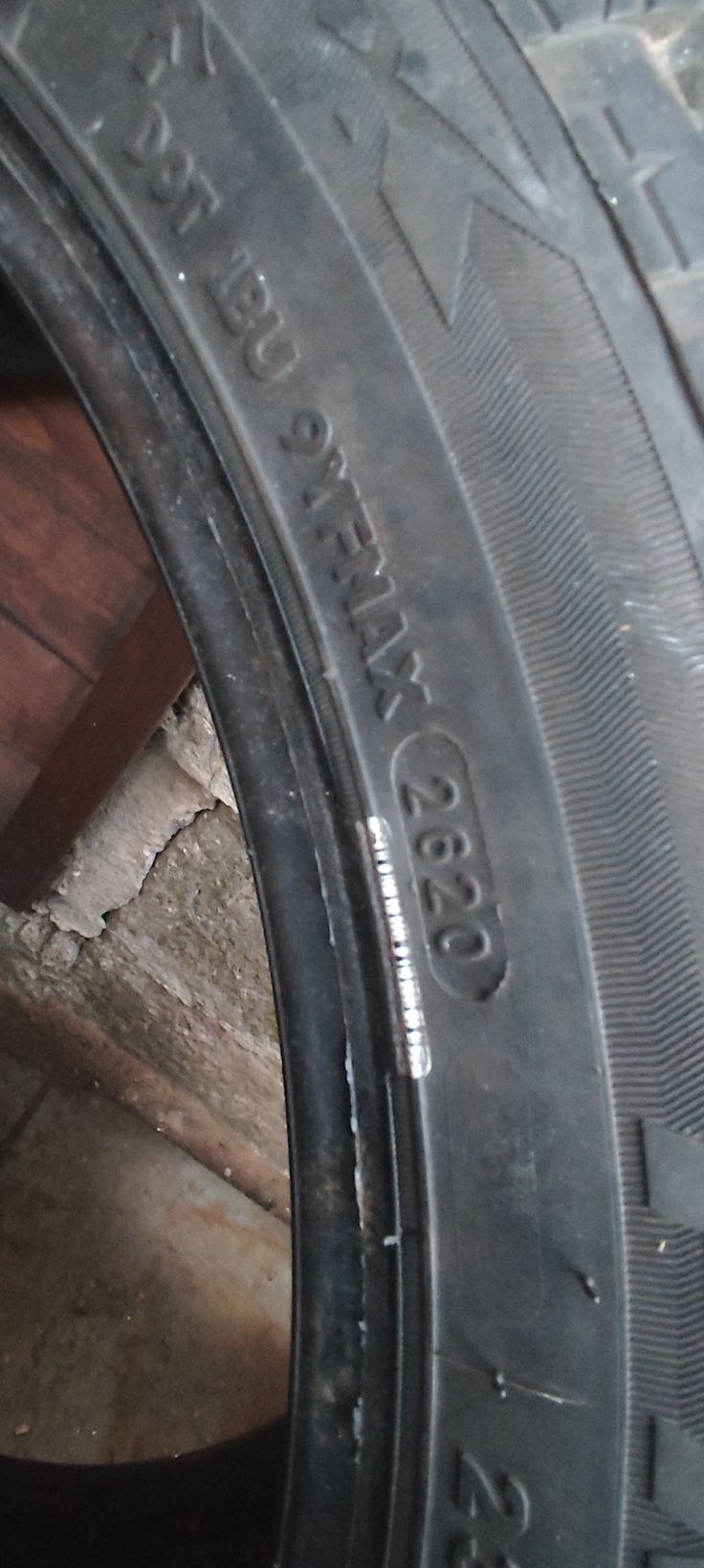 Felgi z oponami letnimi i zimowymi r18 235/45