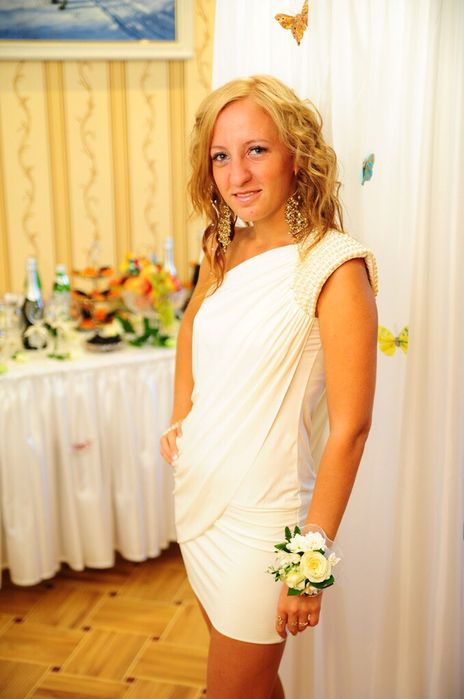 Фирменное платье