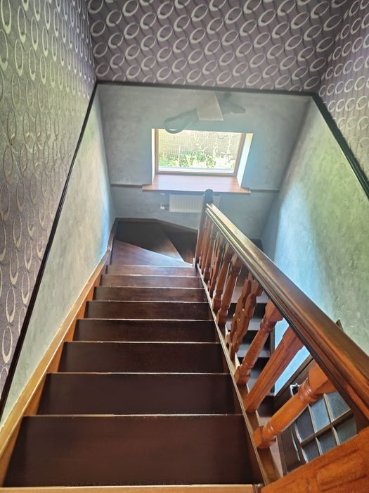 Продається двоповерховий будинок у місті васильків