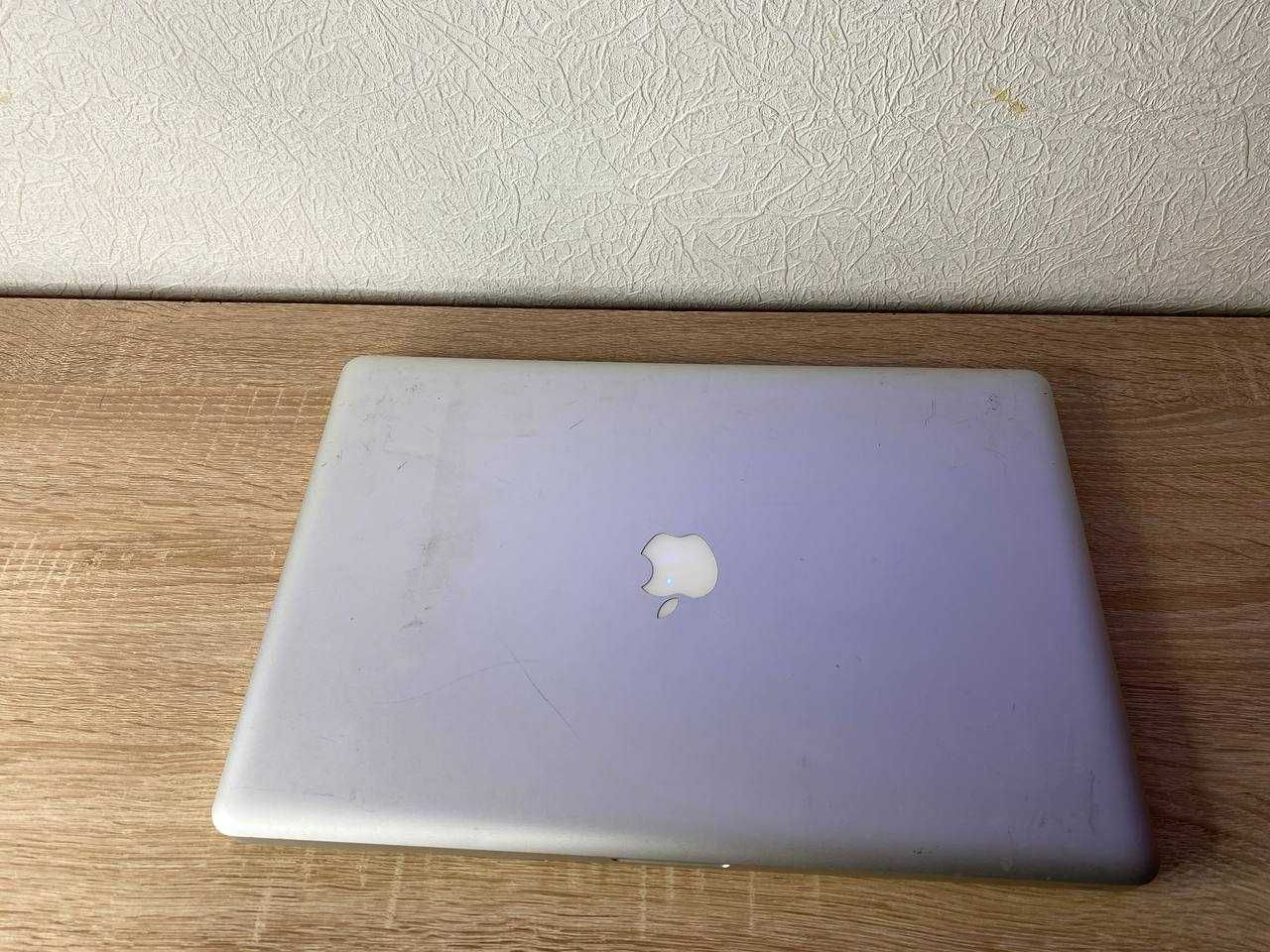 Macbook Pro Late 17 дюймів A1297 Core i7  8 поточний