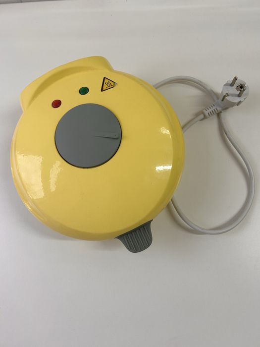 Вафельниця Magio MG 390 кругла