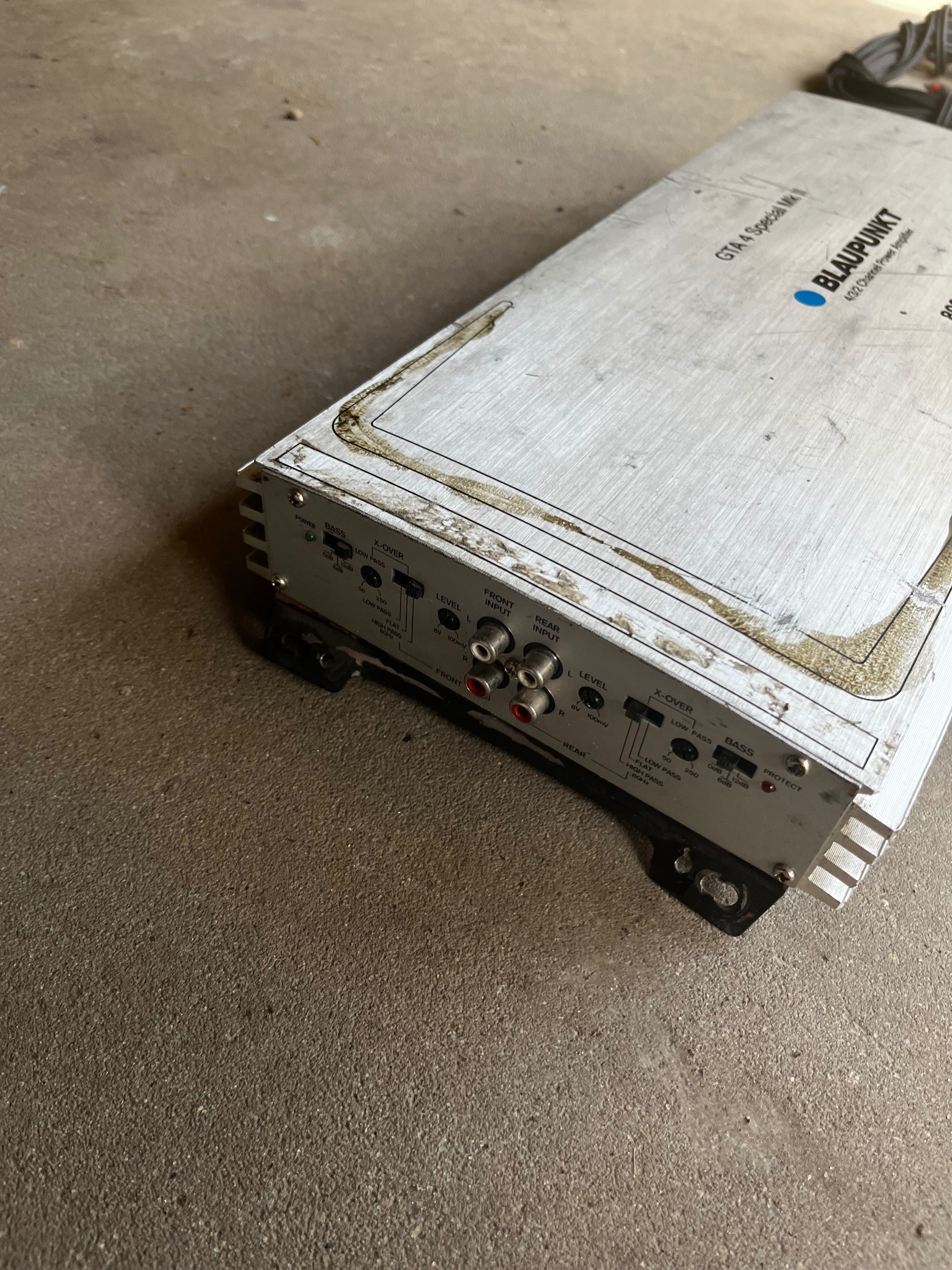 Wzmacniacz Blaupunkt gta 4 800 wat
