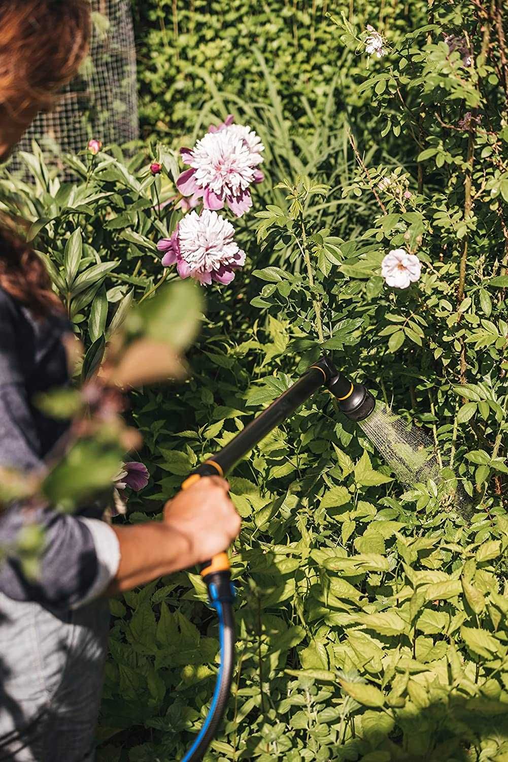 полив оприскувач дождеватель спринклер для ирригации Fiskars SoftGrip