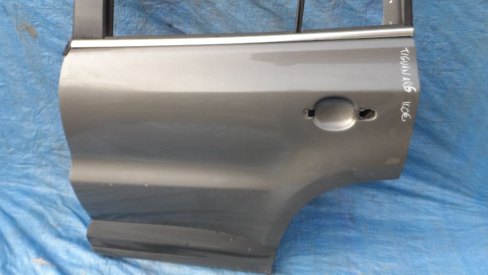 VW TIGUAN I 5N0 2009 DRZWI LEWY Tył Oryginał Opolskie Części
