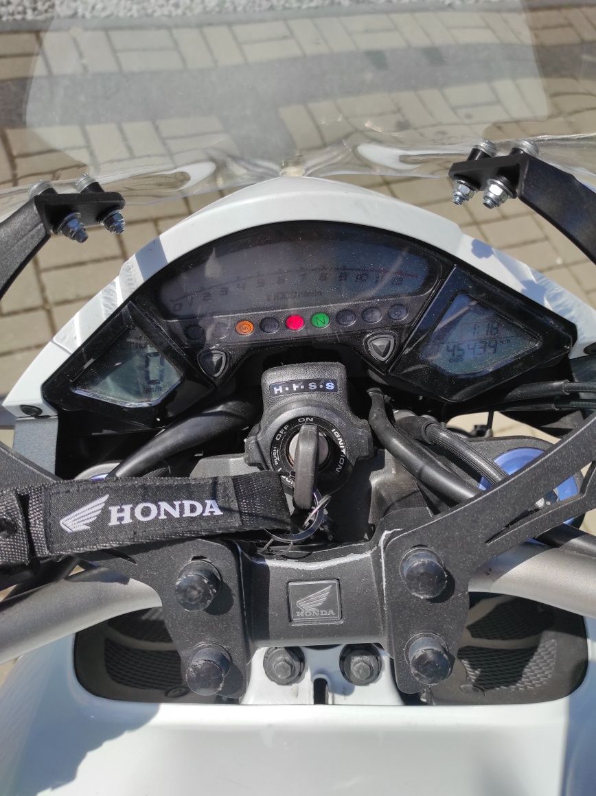Honda CB1000R dual ABS