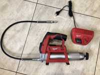 Акум.шприц для мастил Milwaukee M12 GG