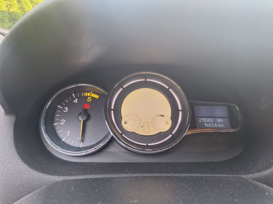 Sprzedam megane 3 1.9 130km