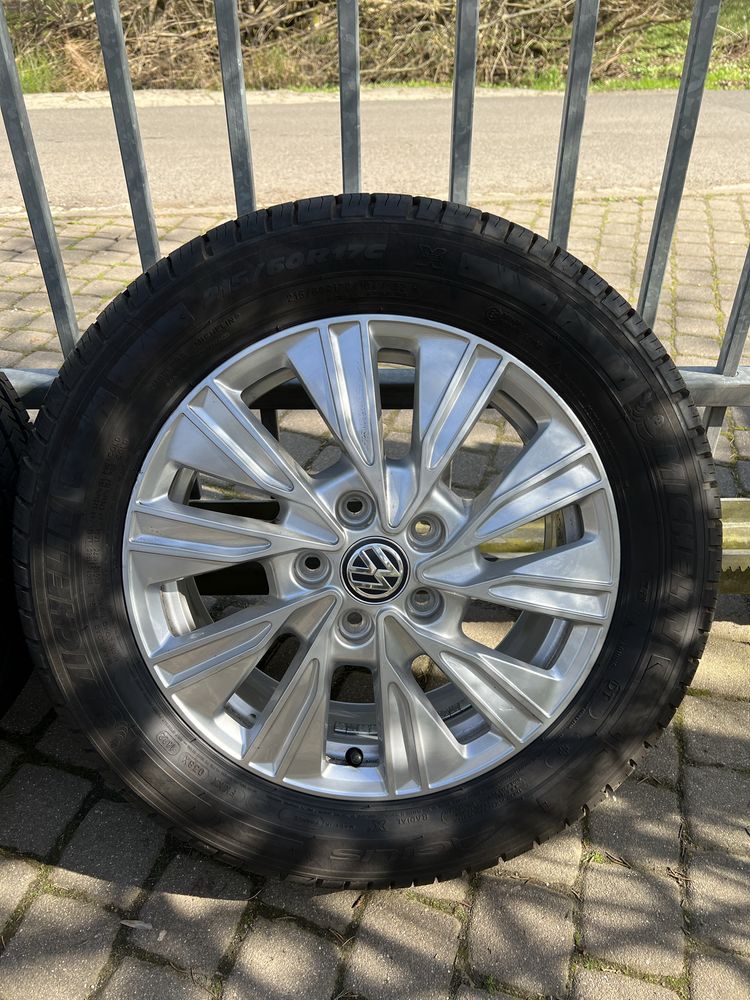 VW T6 T7 nowe Lato 215/60/17C Michelin