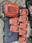 Baterie hilti i ładowarka super stan