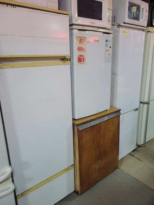 Холодильник дешево , є різні