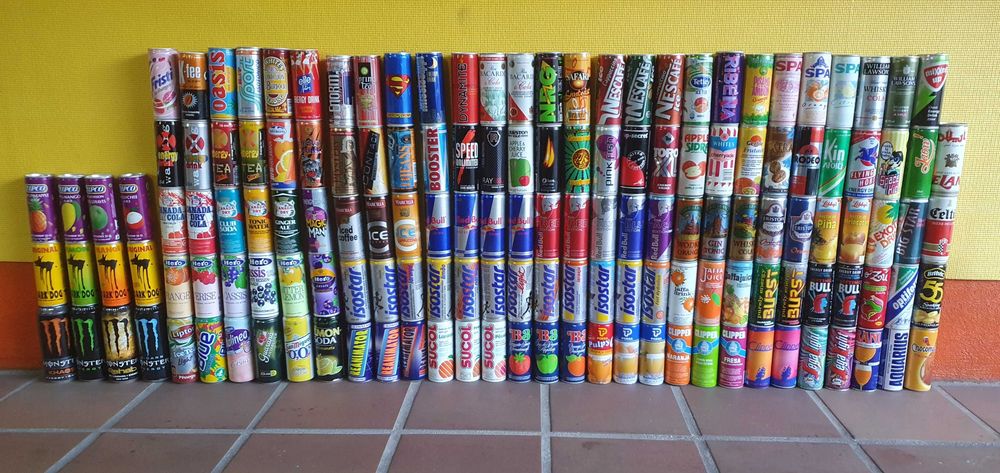 Coleção de 1120 latas de bebida!