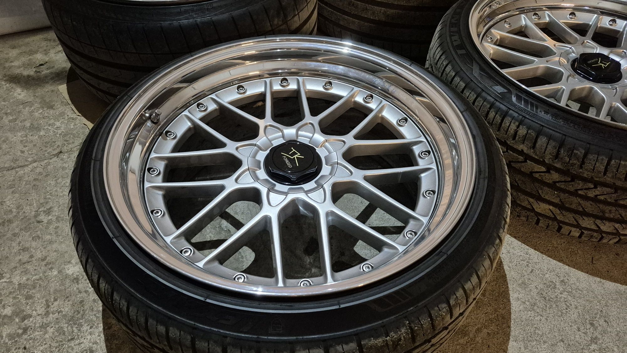 Felgi 21" DK Forged 11J ET25 i 9.5J ET15 2TLG BBS RS2
