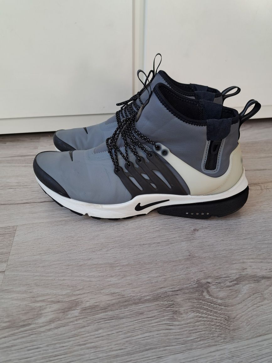 Buty adidasy nike air 45