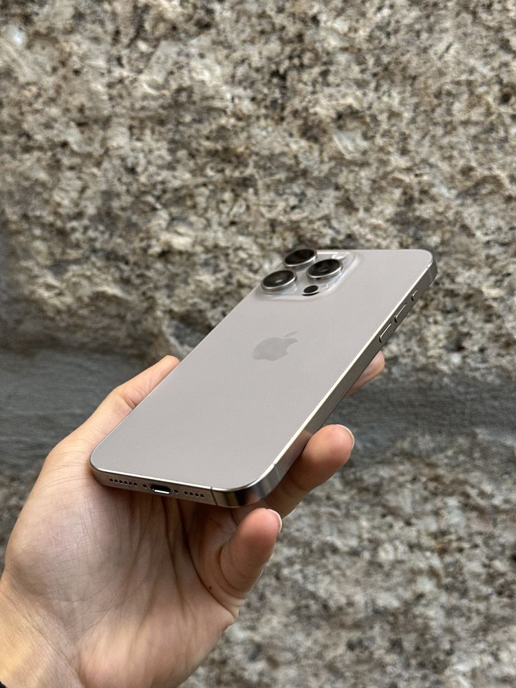 IPhone 15 Pro Max 256Gb -> Oportunidade