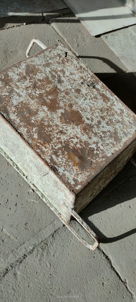 Kalfas na zaprawe cement pojemnik